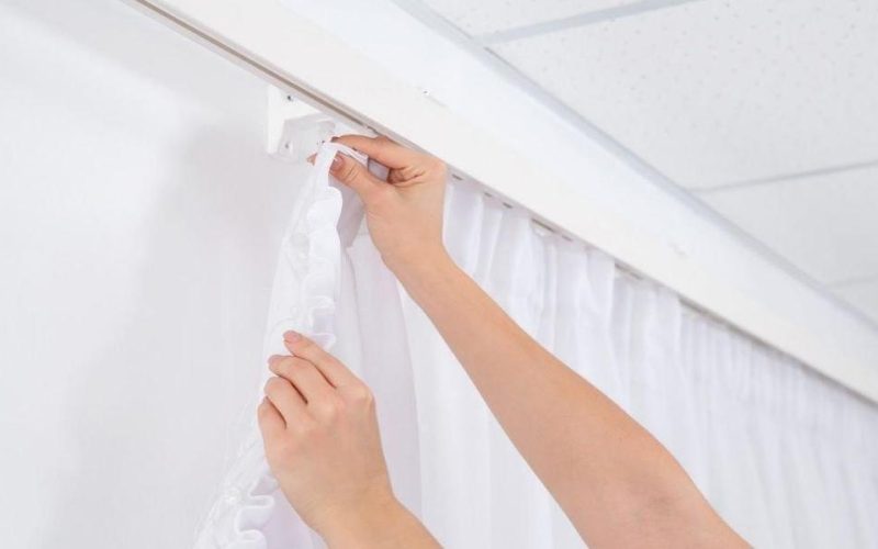 What Sets Professional Curtain Installation Apart Unveiling the Expertise and Precision Behind Perfectly Hung Drapes
